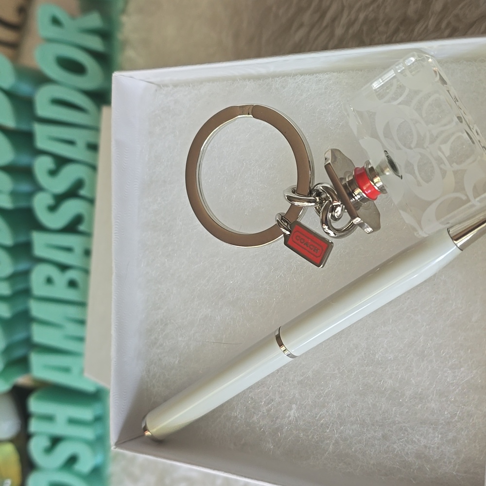 Coach Keychain Mini Perfume Bottle And COACH Mini Pen 2 Fer - Picture 4 of 11